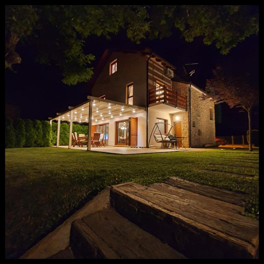 Villa Leko Dream House Cetina Buitenkant foto