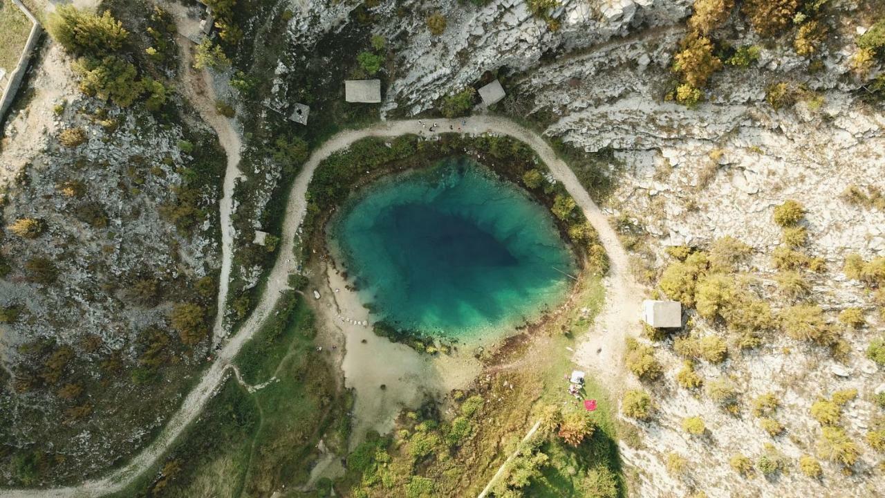 Villa Leko Dream House Cetina Buitenkant foto